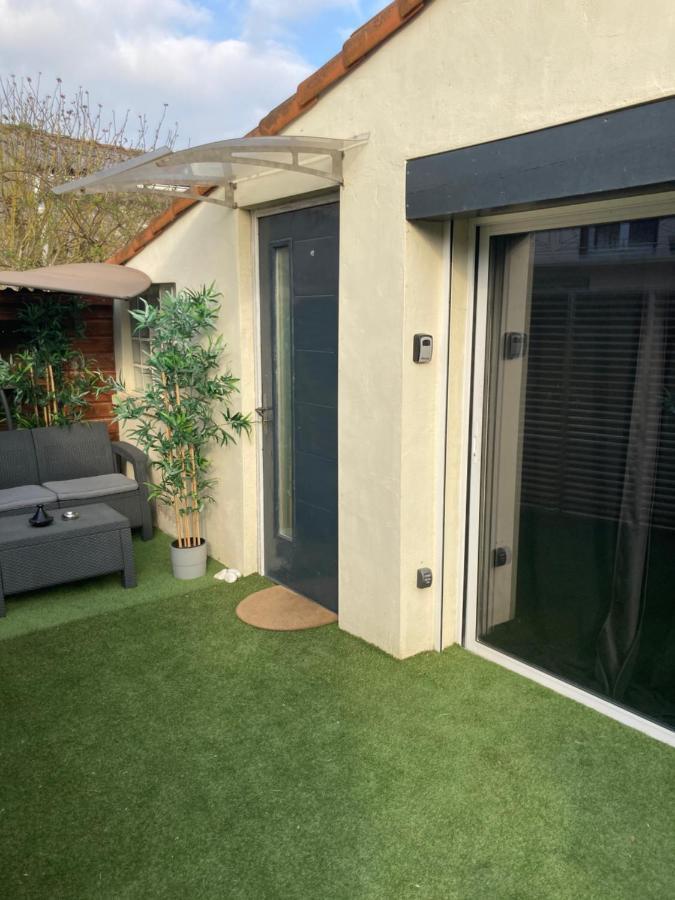Love Suites & Spa "Le Loft" Avec Jacuzzi Privatif Medis Luaran gambar