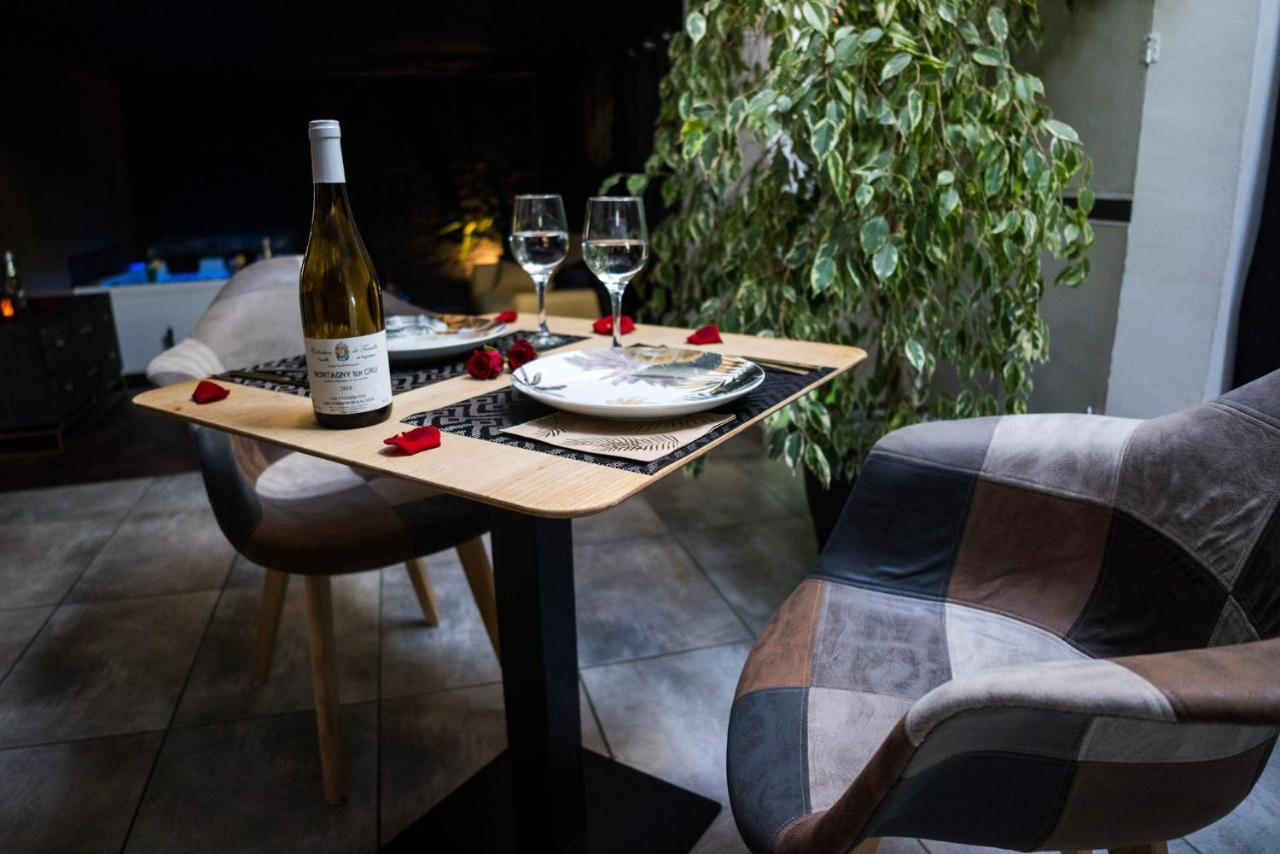 Love Suites & Spa "Le Loft" Avec Jacuzzi Privatif Medis Luaran gambar